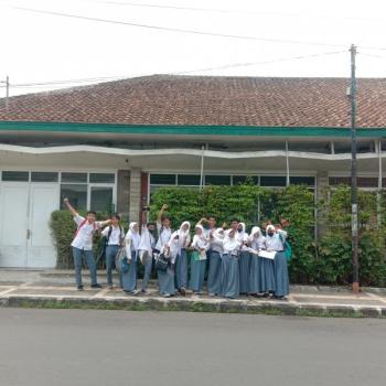 Kegiatan Pembelajaran Outdoor